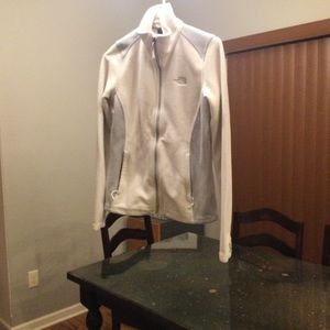 WOMENS THE NORTH FACE FLEECE JACKET